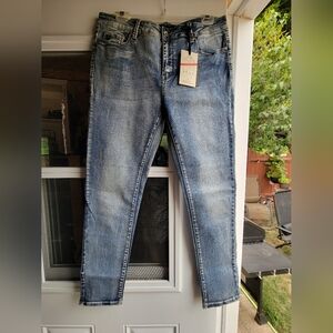 Women's Skinny Blue Jeans With  Ankle  Leanth Style With Pockets